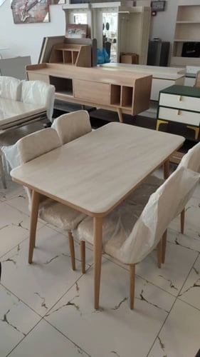 طقم طاولة رخام و 4 كراسي