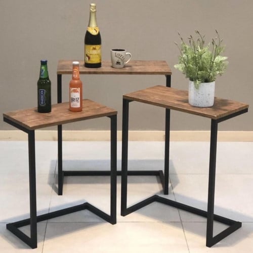 طاولة ثلاثة قطع لون خشبي