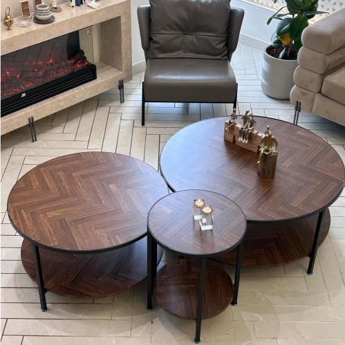 طقم طاولات خشبي غامق