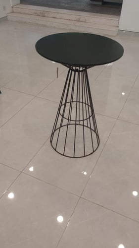 طاولة بار بلون أسود مقاس 70 سم