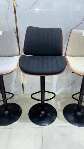 كرسي بار عدة ألوان