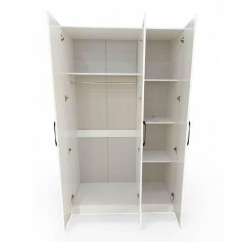 دولاب ملابس ثلاث ابواب