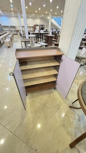 دولاب خشبي مع ادراج فخم عدة ابواب