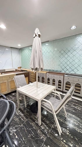 طقم مظلة مع 4 كراسي بيج