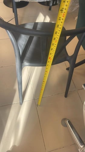 طقم 4 كراسي فايبر عدة الوان