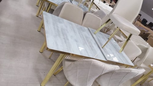 طاولة وست كراسي ثلاث ألوان(تتحكم في حجم الطاولة)