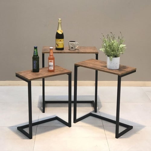 طاولة ثلاثة قطع لون خشبي