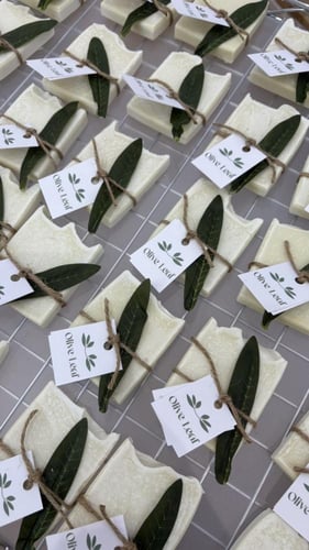 توزيعات صابون زيت الزيتون