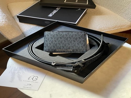 محفظة مايكل كورس - كحلي