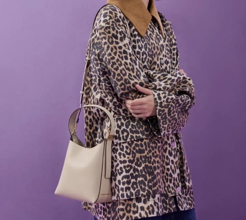 شنطة تشارلز اند كيث صغيرة - Edna bucket small