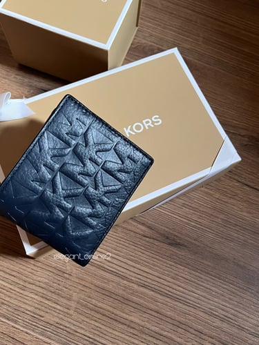 محفظة رجالية - مايكل كورس