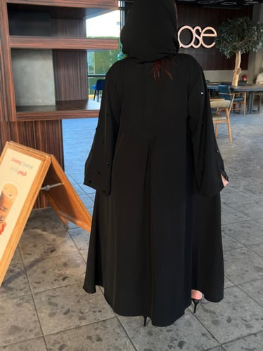 عباية رسمية دبل كلوش بتصميم خاص