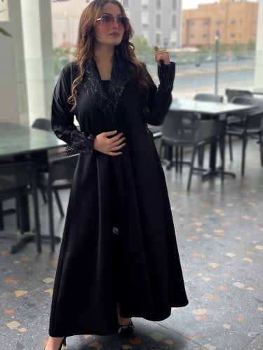 عباية رسميه تطريز