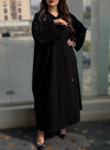 بشت لف مع كريستال أسود