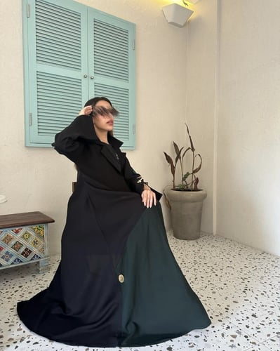 عبايه ( انا سعودي )