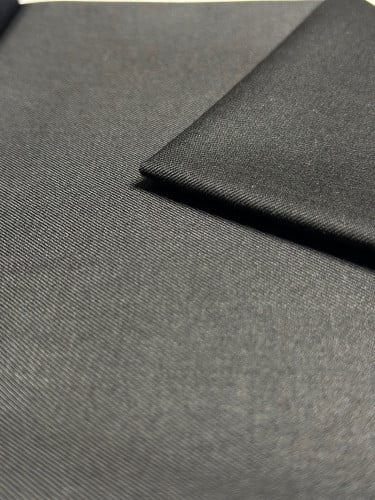 أجود اقمشة الشتاء من Ay ( الأسود الفلكي )