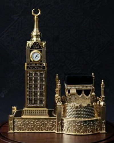 مجسم الكعبه وبرج الساعه