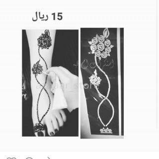 استكر حناء للقدمين