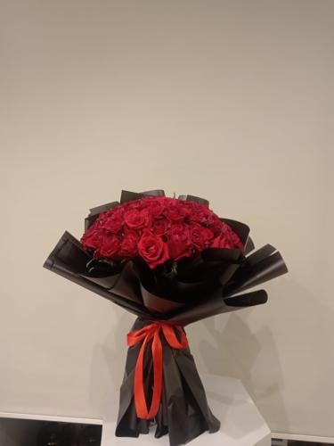 باقة ٥٠ روز احمر