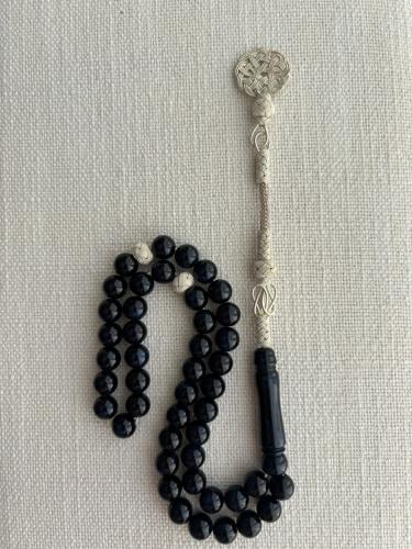 سبحة من البكلايت مشغولة يدوياً