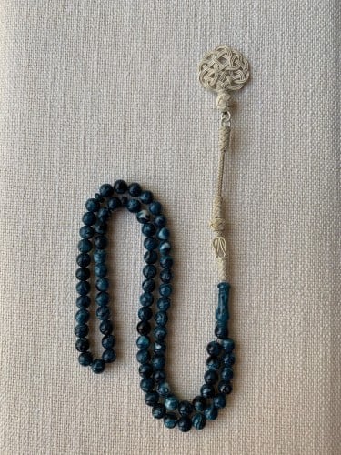 سبحة من البكلايت مشغولة يدوياً