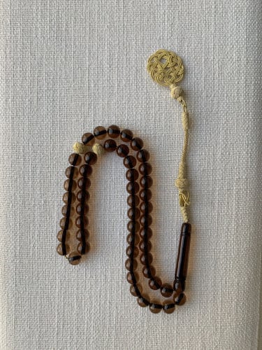 سبحة من البكلايت مشغولة يدوياً