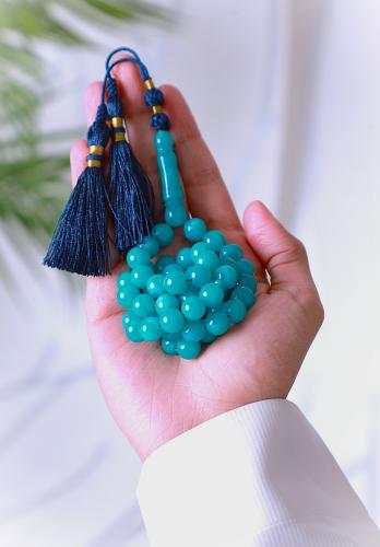 سبحة من البكلايت مشغولة يدوياً