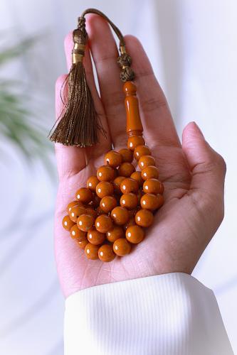 سبحة من البكلايت مشغولة يدوياً