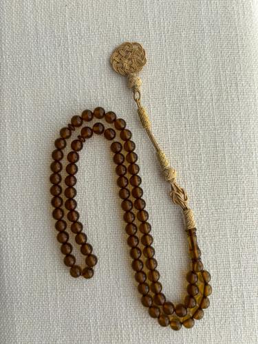 سبحة من البكلايت مشغولة يدوياً