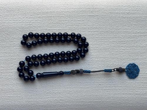 سبحة من البكلايت مشغولة يدوياً