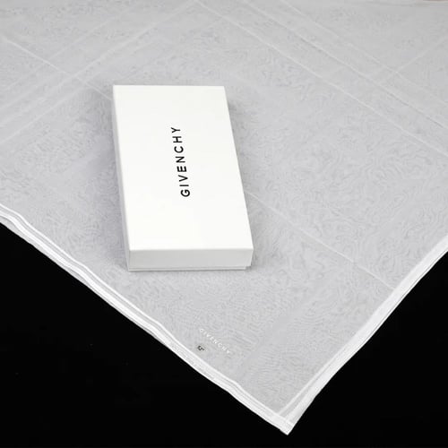 غترة جيفنشي Givenchy