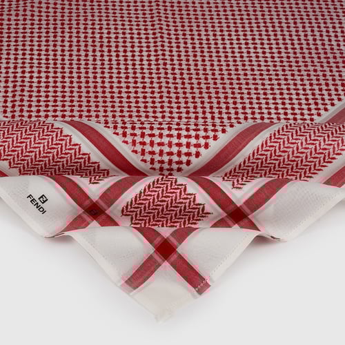 شماغ فندي لون سكري