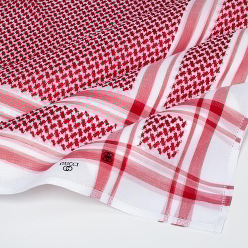 شماغ قوتشي كاجول