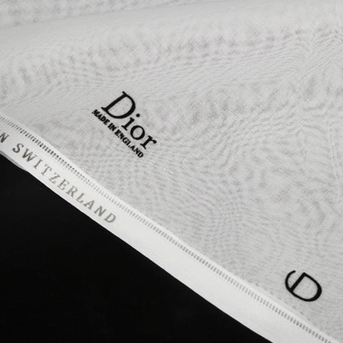 غترة ديور الانجليزيه 2025