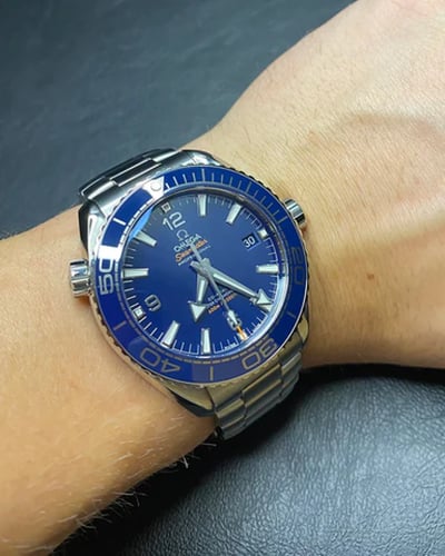 ساعة يد رجالية اوميغا