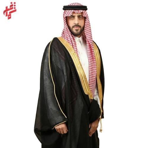 البشت الاسود