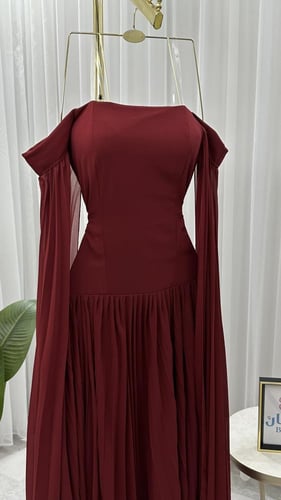 فستان طويل شيفون