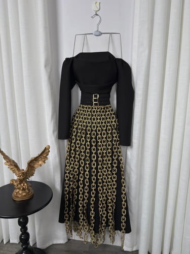 فستان طويل اسود