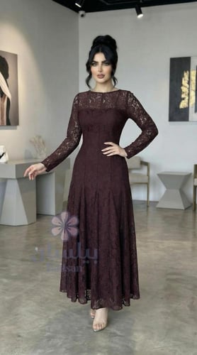 فستان نسائي طويل دانتيل