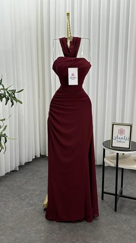 فستان طويل شيفون بكسرات