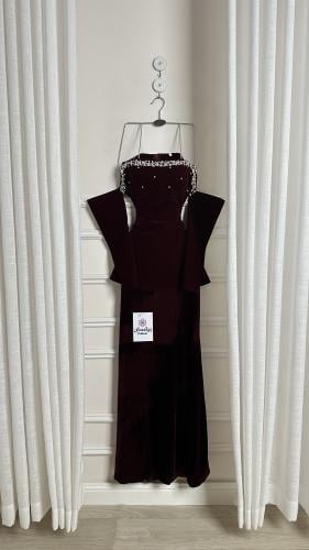 فستان طويل مخمل عنابي