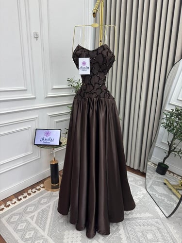 فستان طويل تفته بني