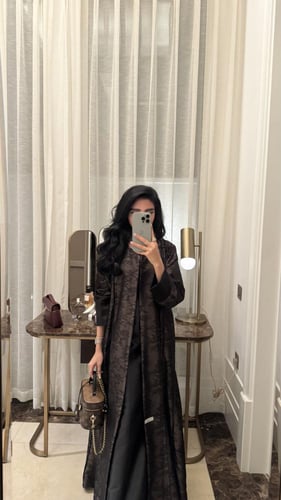 عباية عالية