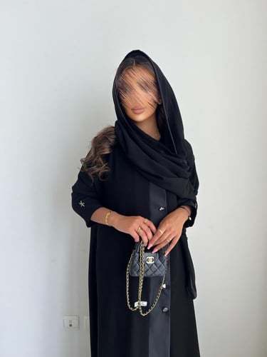 عباية هدب الاسود
