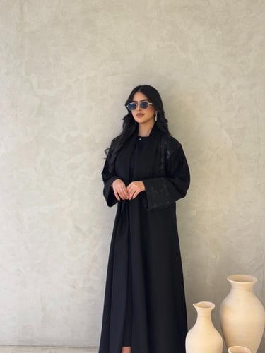عباية مسكة