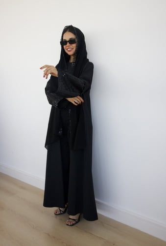 عـباية بسمة(عباية ثلاث اكمام)