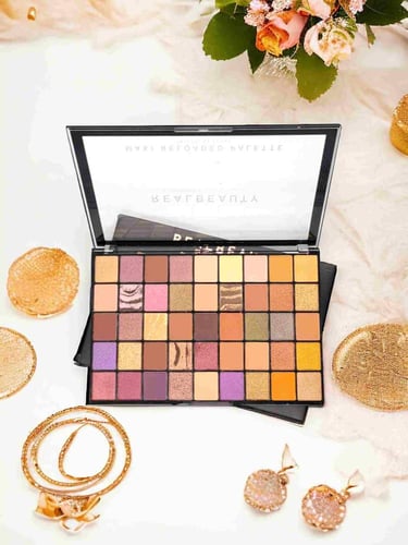 لوحة ظل عيون 45 لون من ريل بيوتي