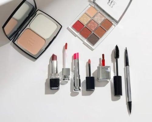 بوكس مكياج ديور ستايل ( 1 ) من روز بيري 24 قطعة -...