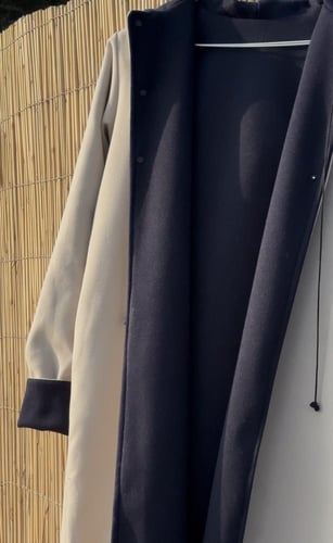 بالطو شتوي (رجالي - نسائي )جوخ وجهين مع امكانية اض...