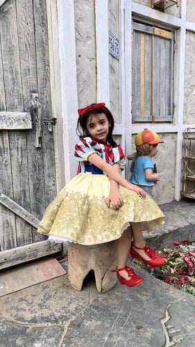 فستان سنووايت